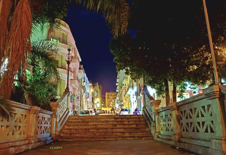 Reggio Central House Low Cost Per 4 Reggio Calabria Exterior photo