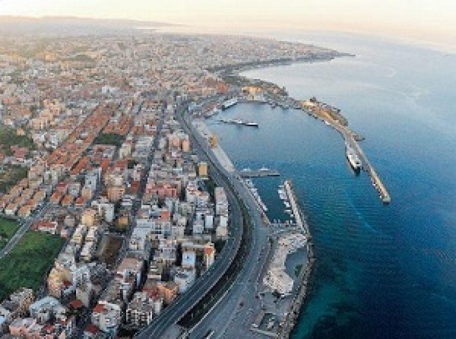 Reggio Central House Low Cost Per 4 Reggio Calabria Exterior photo